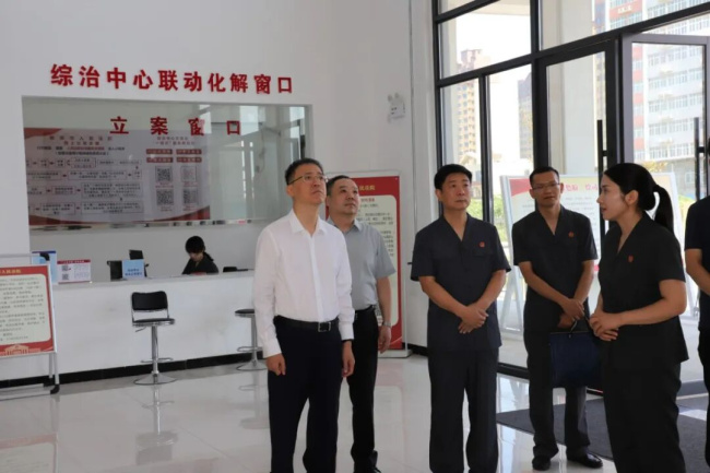 聚焦短板谋发展 精准施策促提升——郑州中院党组书记周志刚调研新郑法院工作