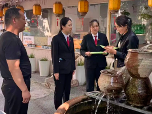 樱桃沟里“枫”景好   司法护航“微度假”