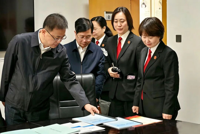 红脉铸魂砺初心 进位争先当标杆——郑州中院党组书记、代院长周志刚调研二..